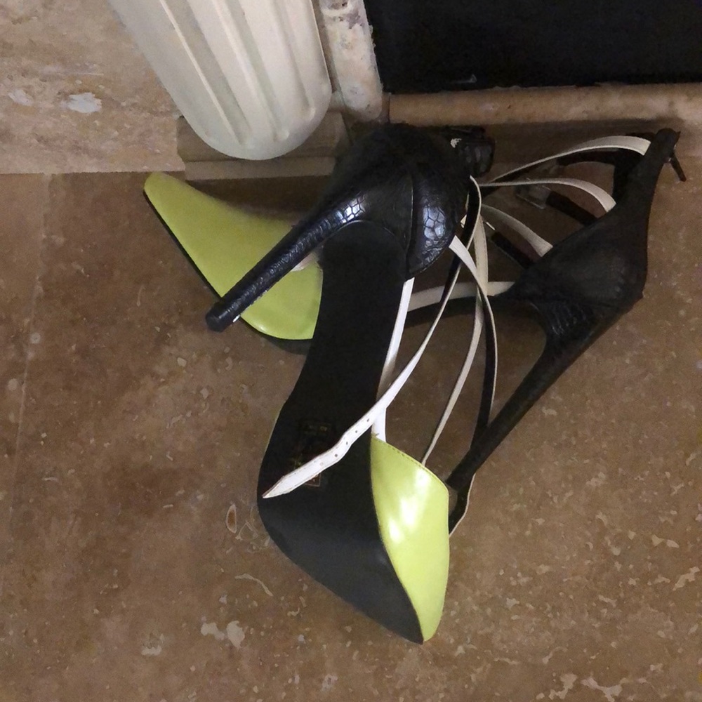 Shoes - Picture 2 of 2